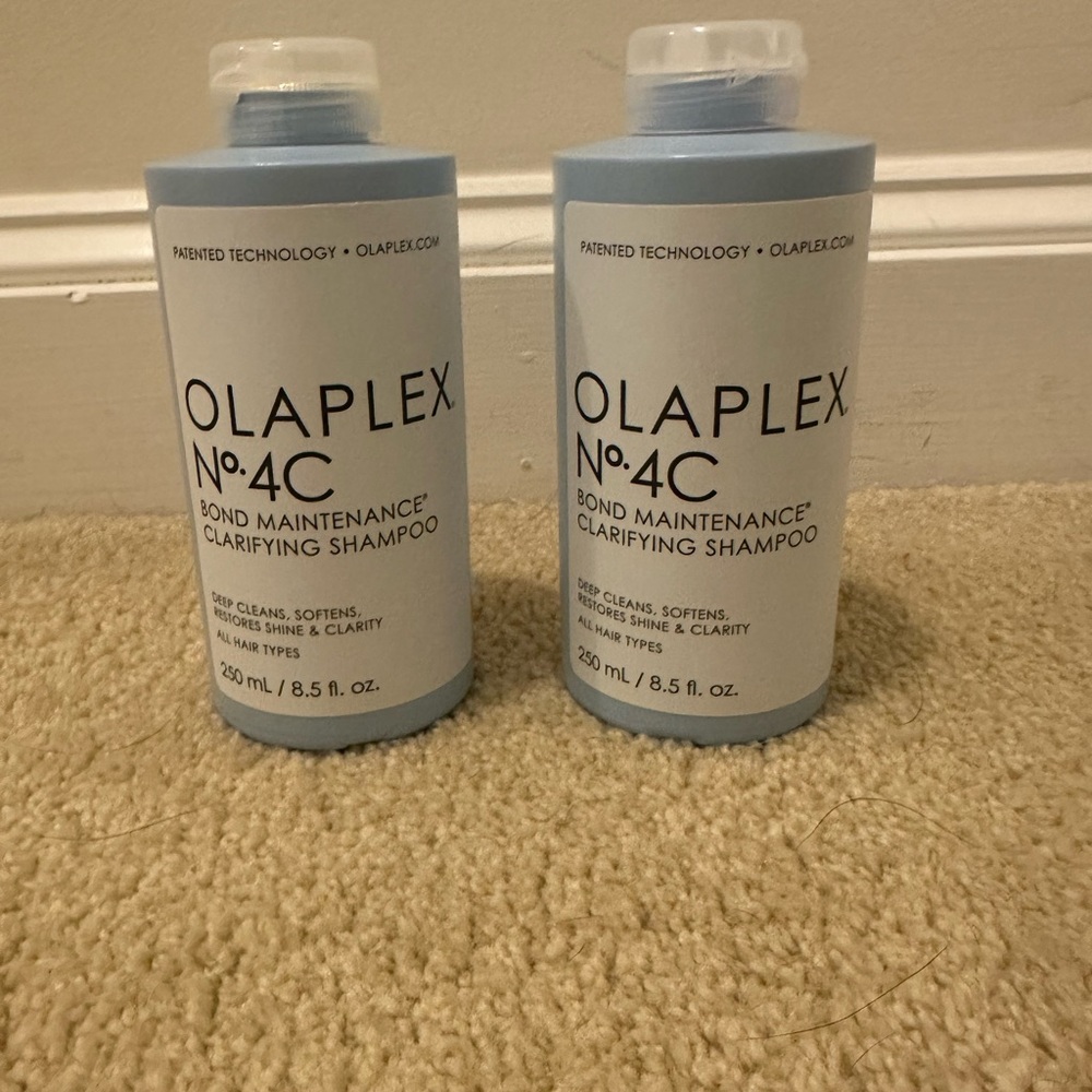OLAPLEX No.4C Bond Maintenance Clarifying Shampoo